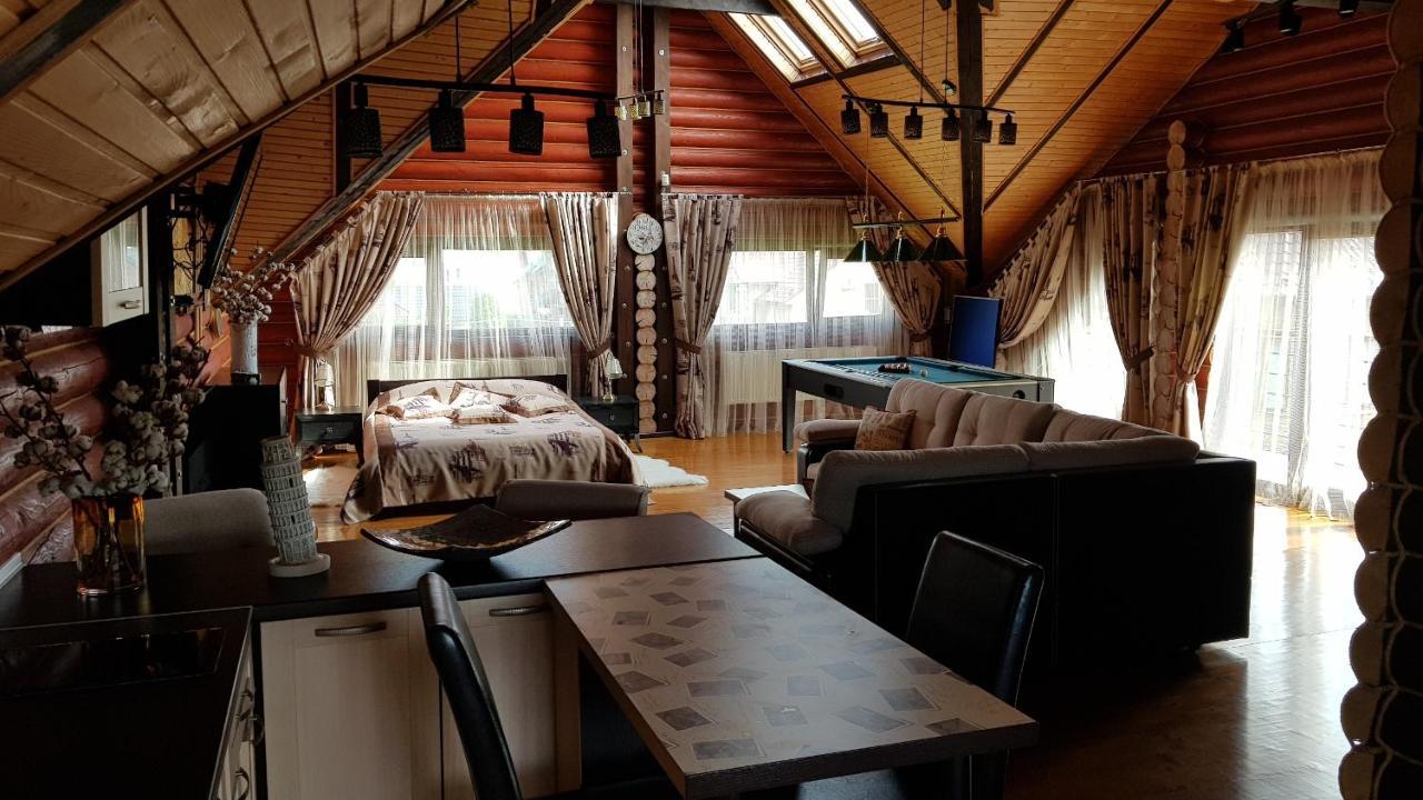 Luxury Villa With Pool And Sauna Chernivtsi Bagian luar foto