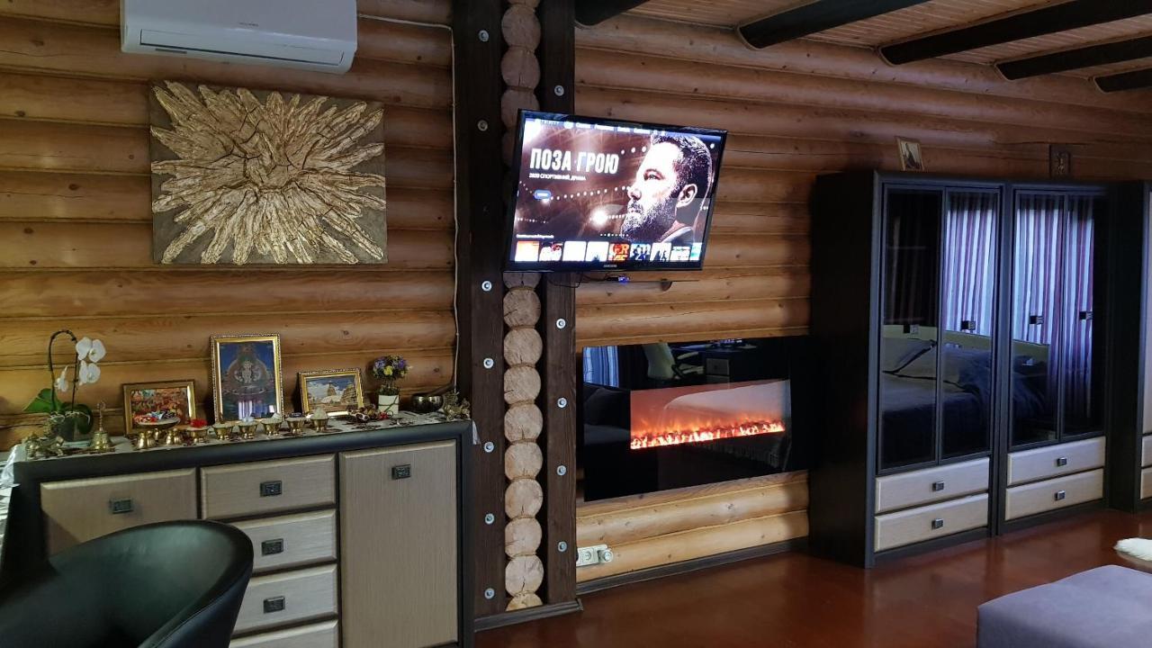 Luxury Villa With Pool And Sauna Chernivtsi Bagian luar foto
